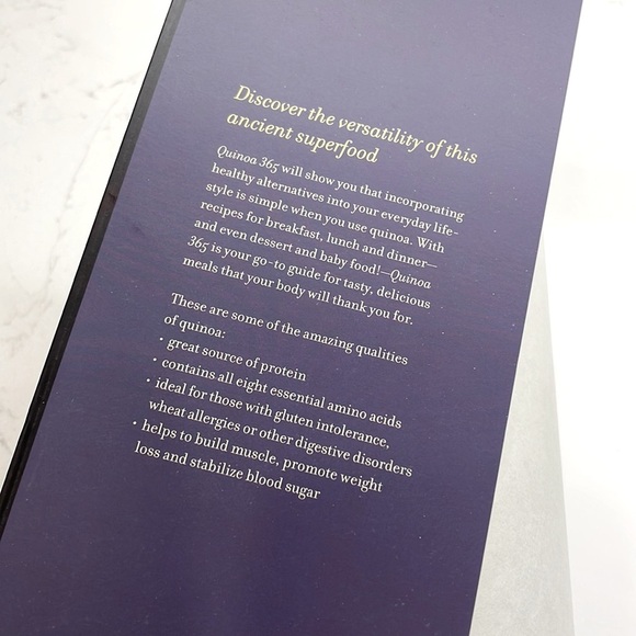 Quinoa The Everyday Superfood 365 Cookbook - Picture 3 of 7